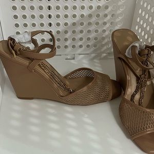 Tan Sandals with gold anklet strap